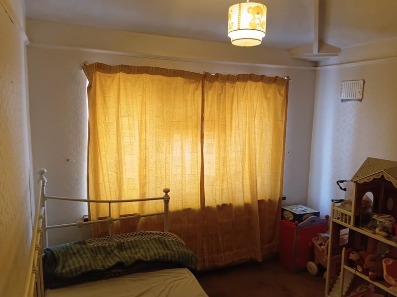 Room Tanfield Road in Dudley