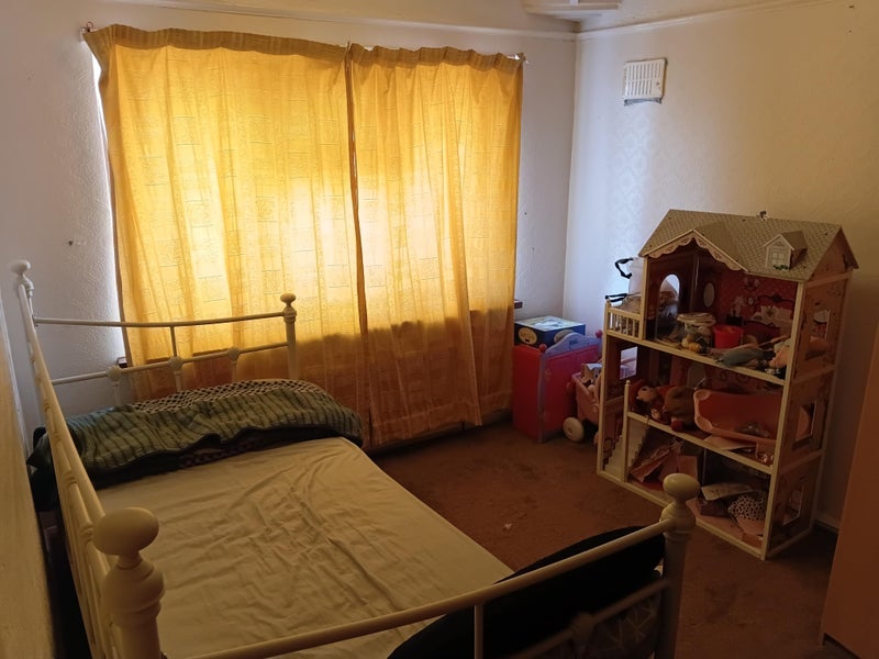 Room Tanfield Road in Dudley