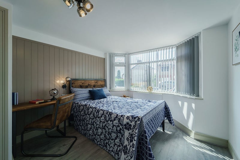 Room Glover Street in Coventry