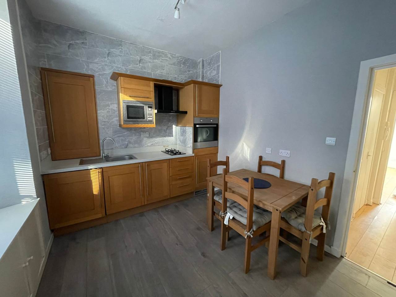 Flat Raglan Street in Dundee