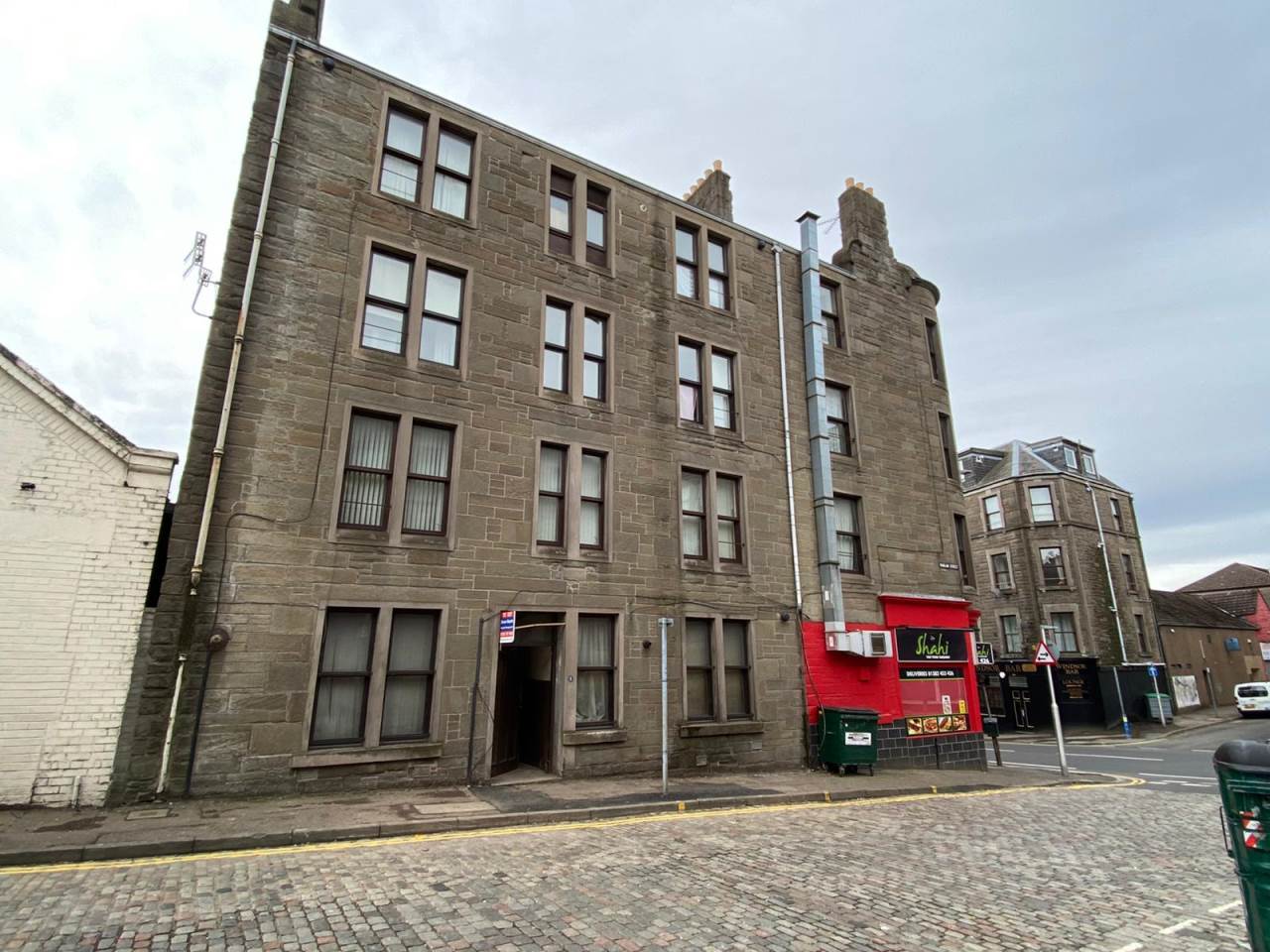 Flat Raglan Street in Dundee