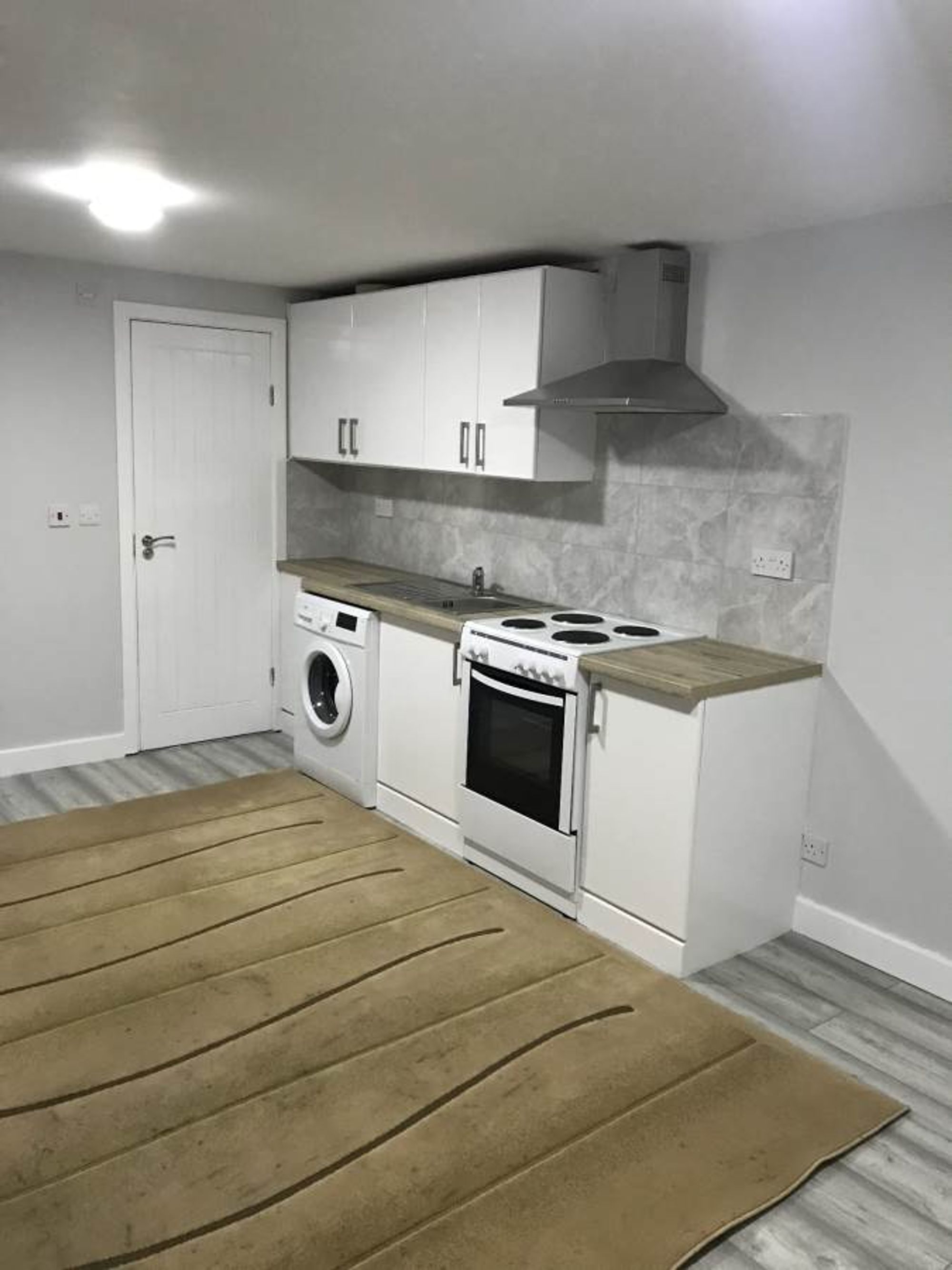 Flat Durbar Road in Luton
