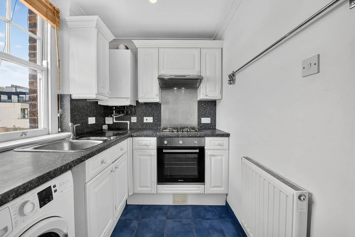 Flat Upper Street in Greater London