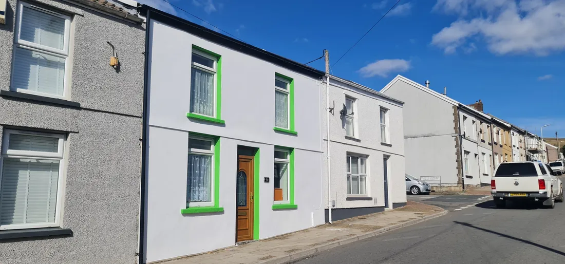 House Gilfach-Cynon in Merthyr Tydfil