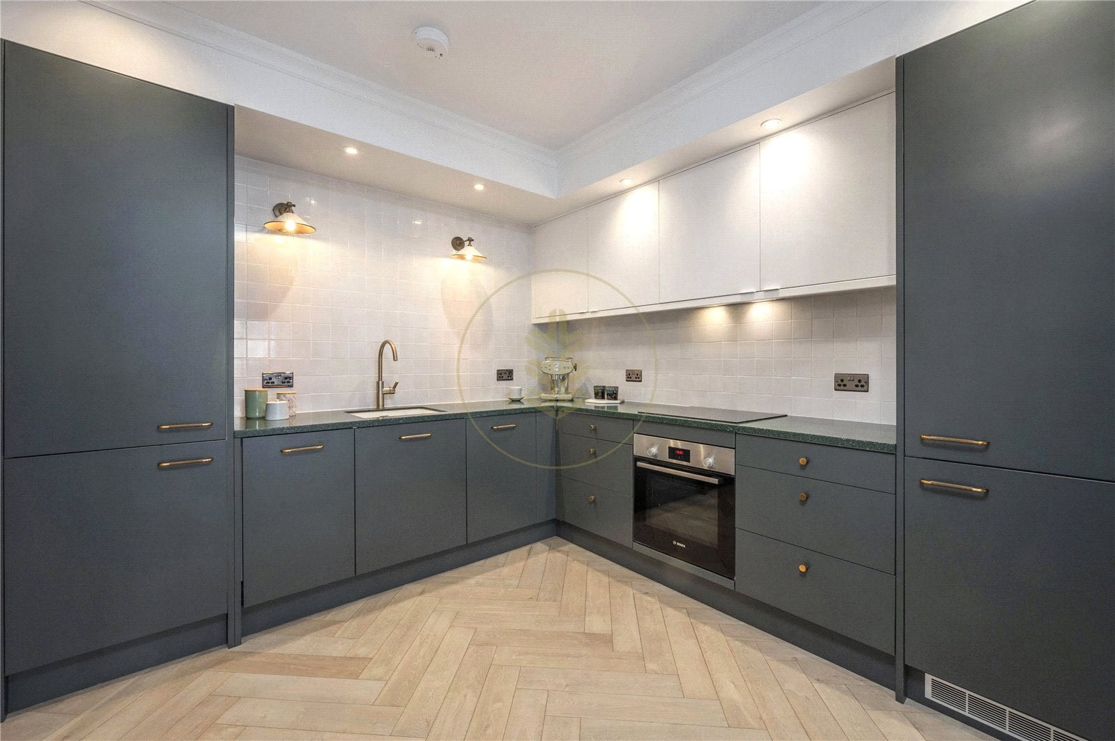 Flat Chatsworth Road in Greater London