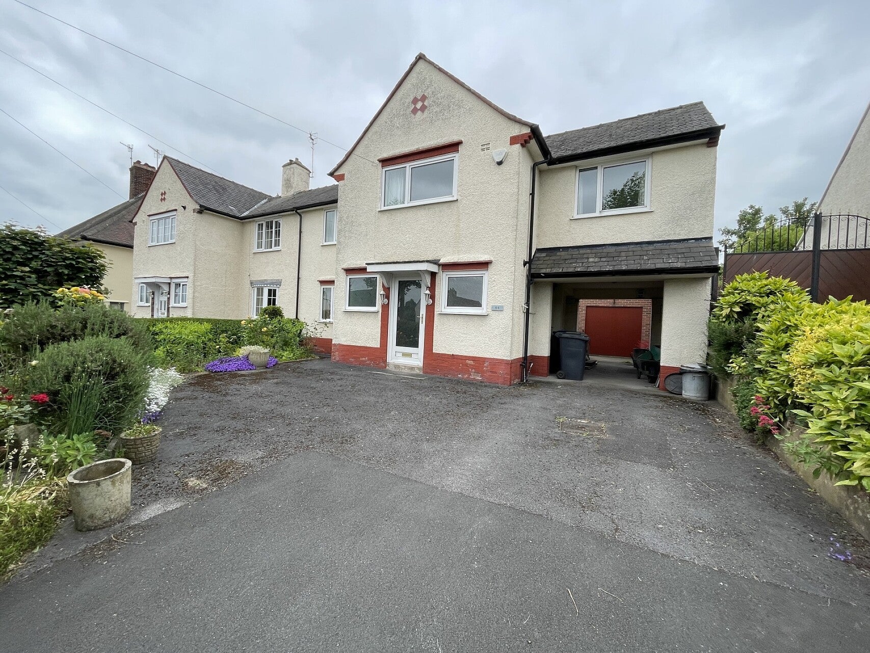 House Newbold Road in Chesterfield