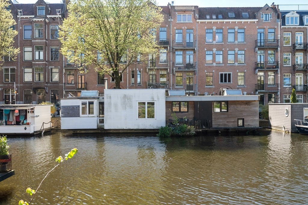 Bilderdijkkade 804 in Amsterdam