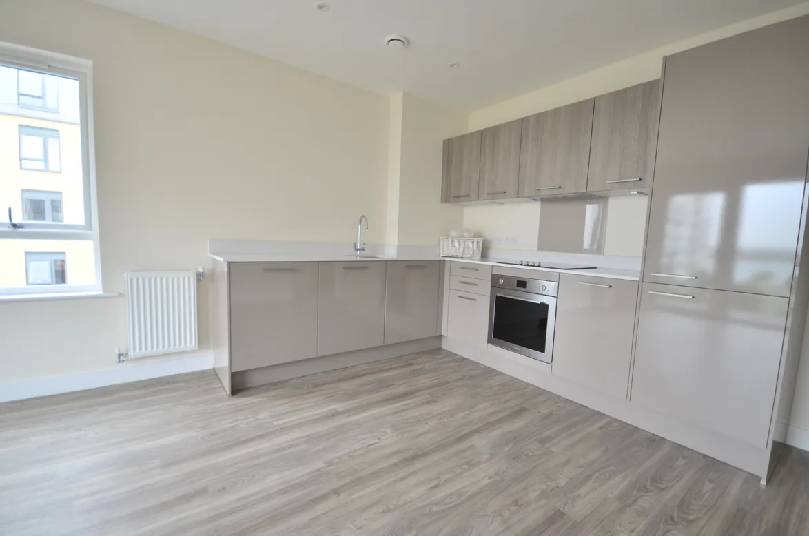 Flat Ocean Drive in Gillingham