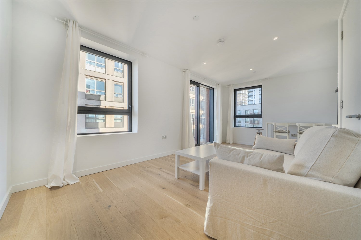 Flat East Parkside in Greater London