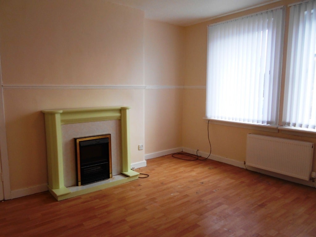Flat Adamson Crescent in Dunfermline