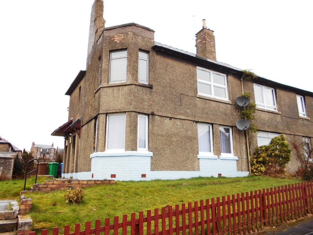 Flat Adamson Crescent in Dunfermline