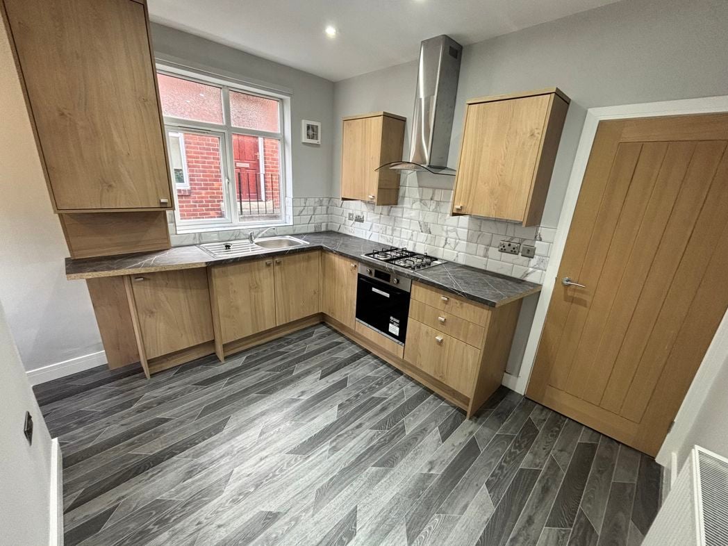 Flat Langholm Road in Newcastle upon Tyne