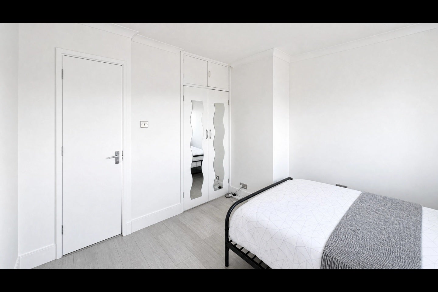 Room Carlton Vale in City of Westminster