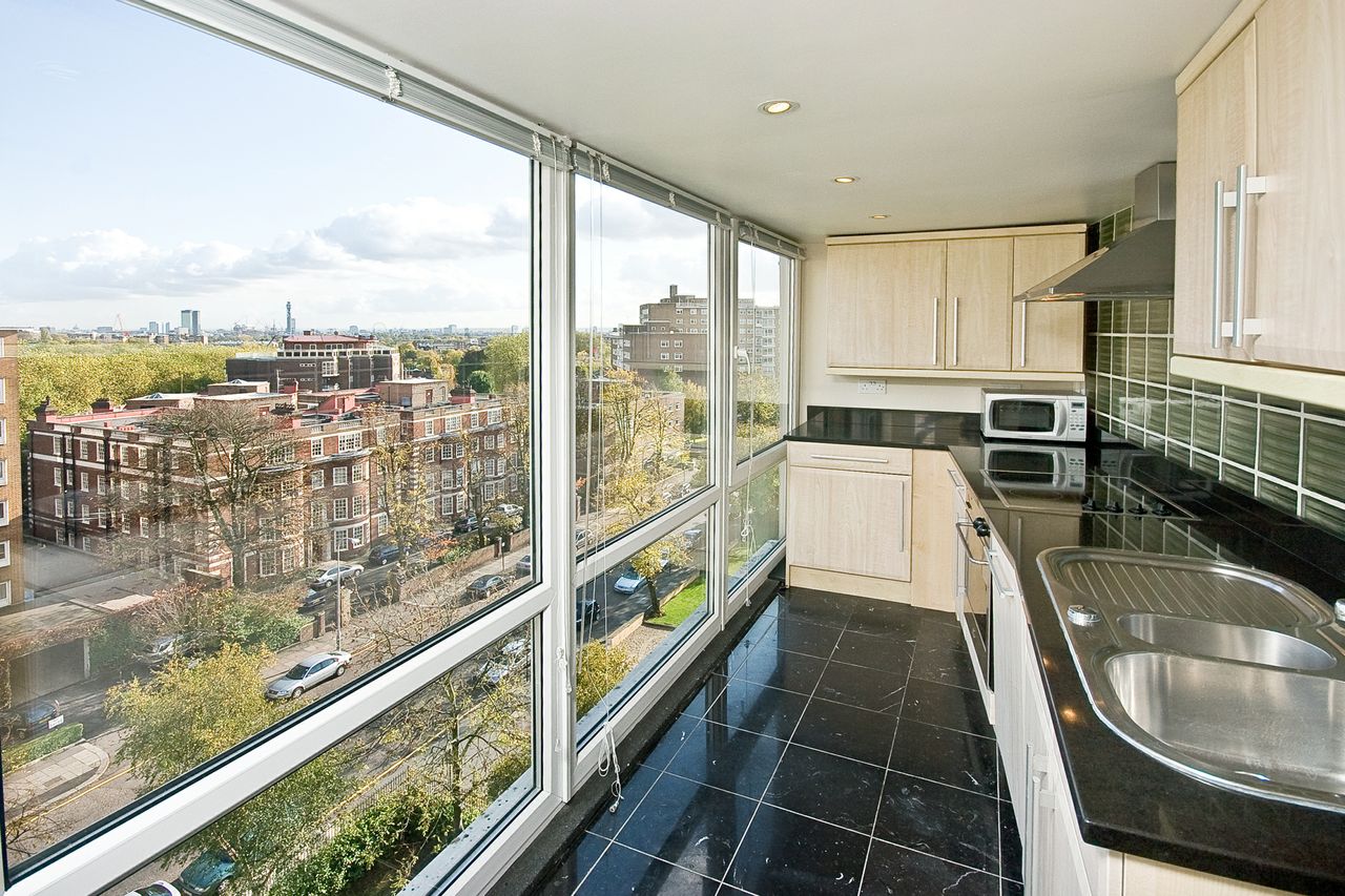 Flat Boydell Court in Greater London