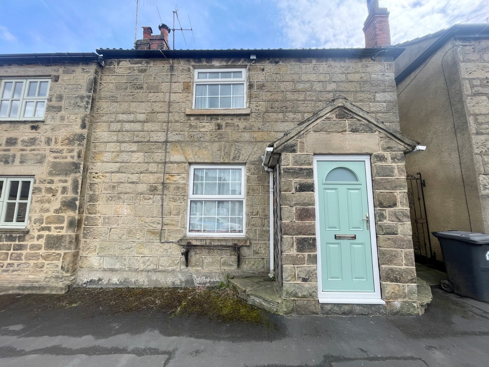 House Stead Lane in Leeds
