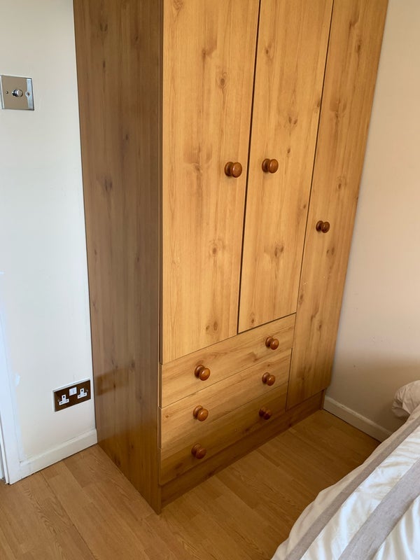 Room Stubbs Drive in Greater London