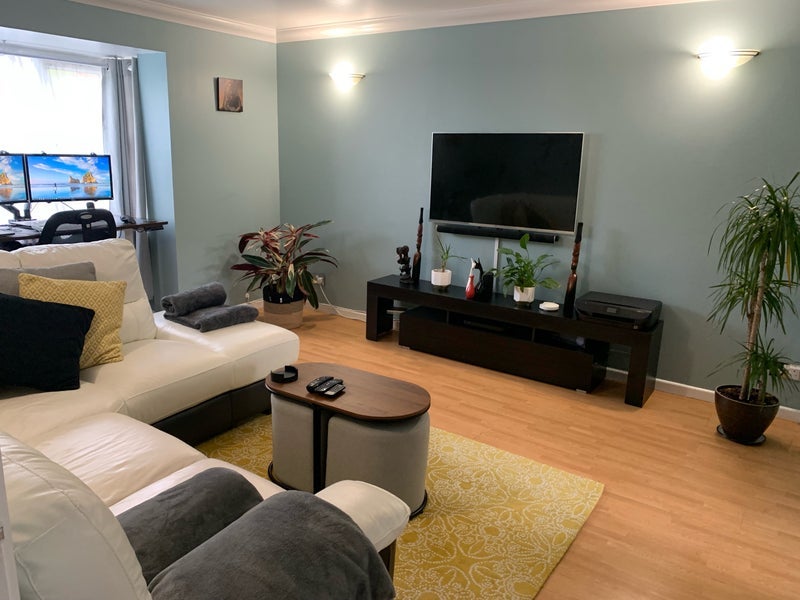 Room Stubbs Drive in Greater London