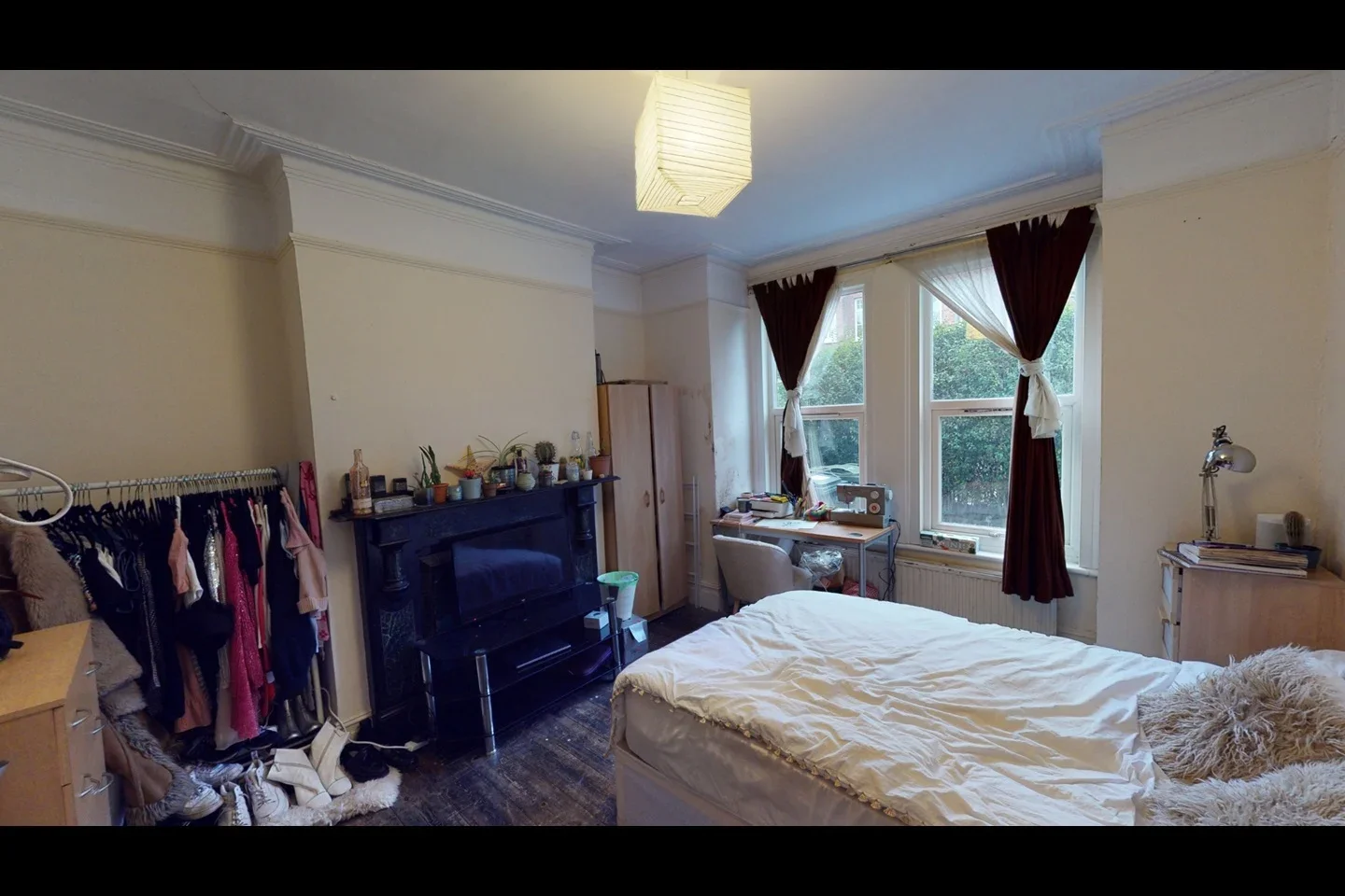 House Halsmere Road in Greater London