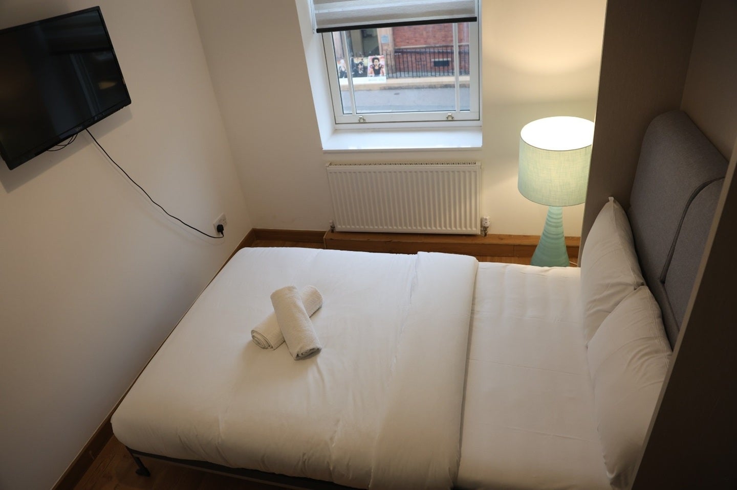 Room Grafton Road in Greater London