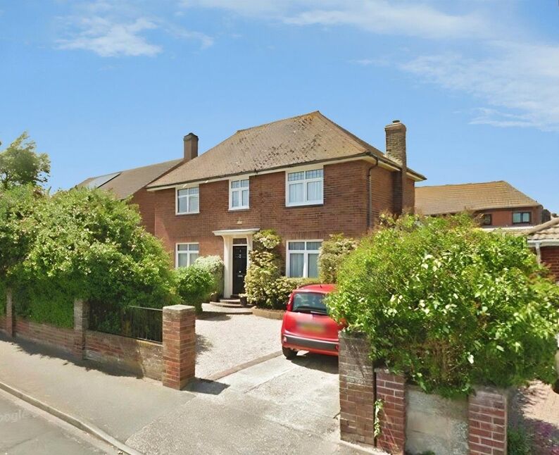 House Sydney Road in Deal