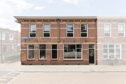 Hoekwoning te koop: Kloosterstraat 2, Kampen