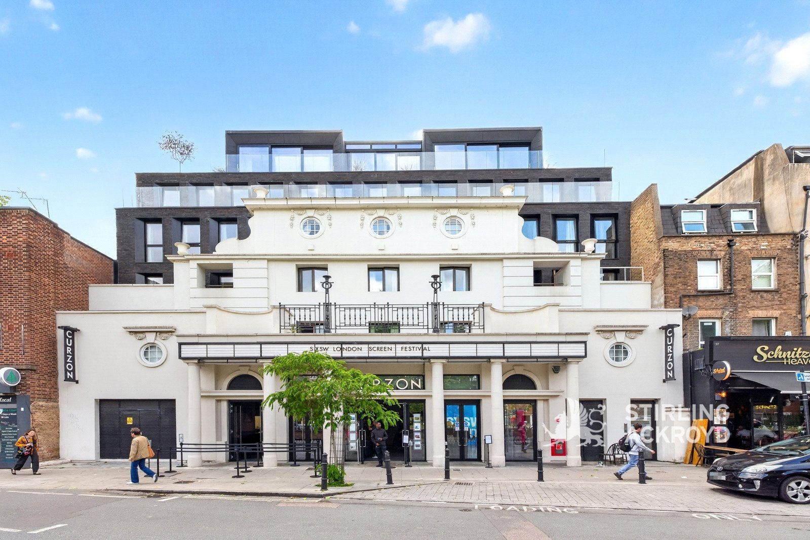Flat Pitfield Street in Greater London