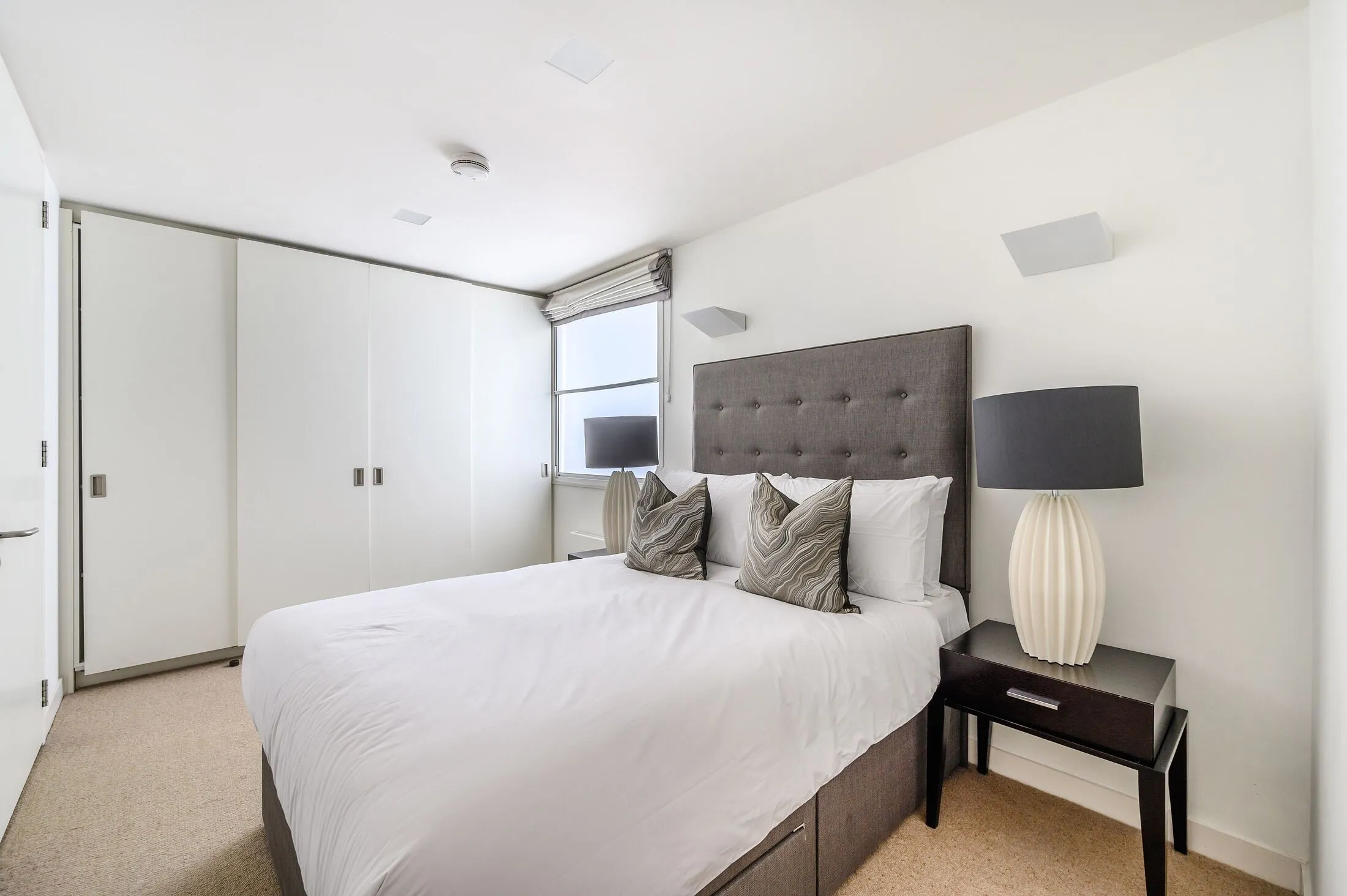 Flat Pond Place in Greater London