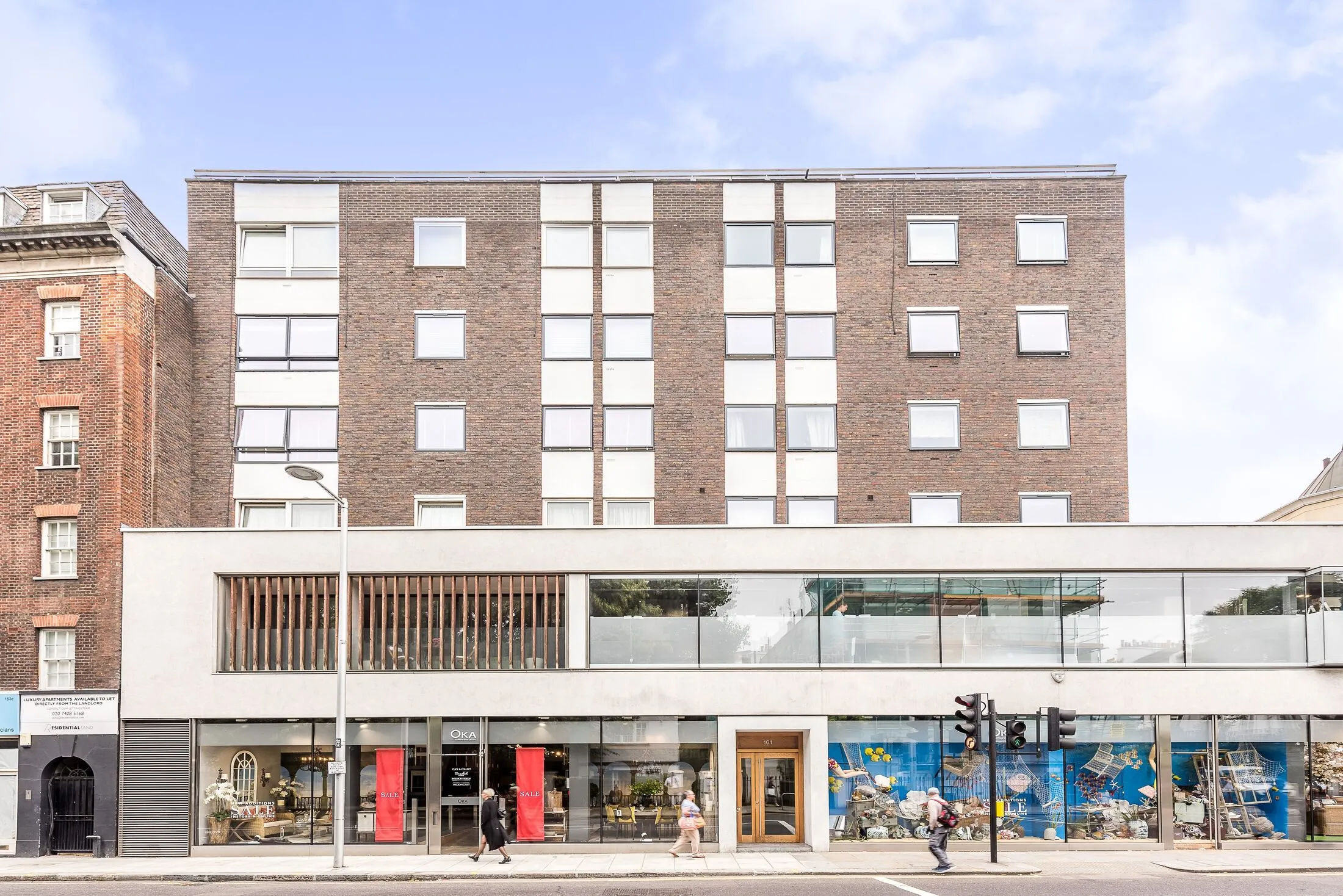 Flat Pond Place in Greater London