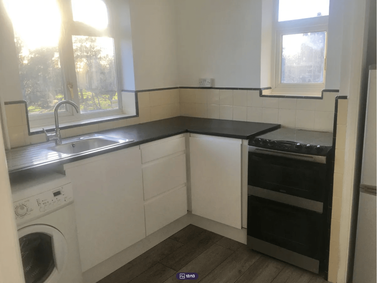 Flat Paddocks Close in Greater London