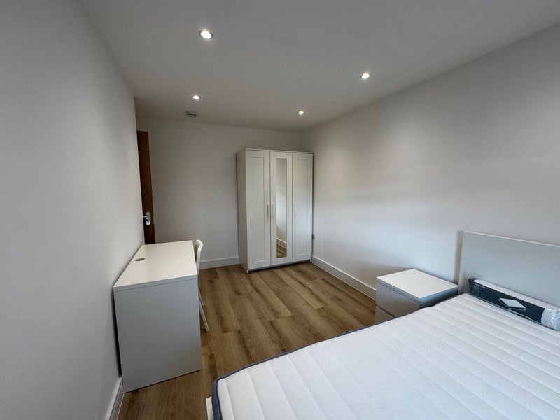 Flat Old Kent Road in Greater London