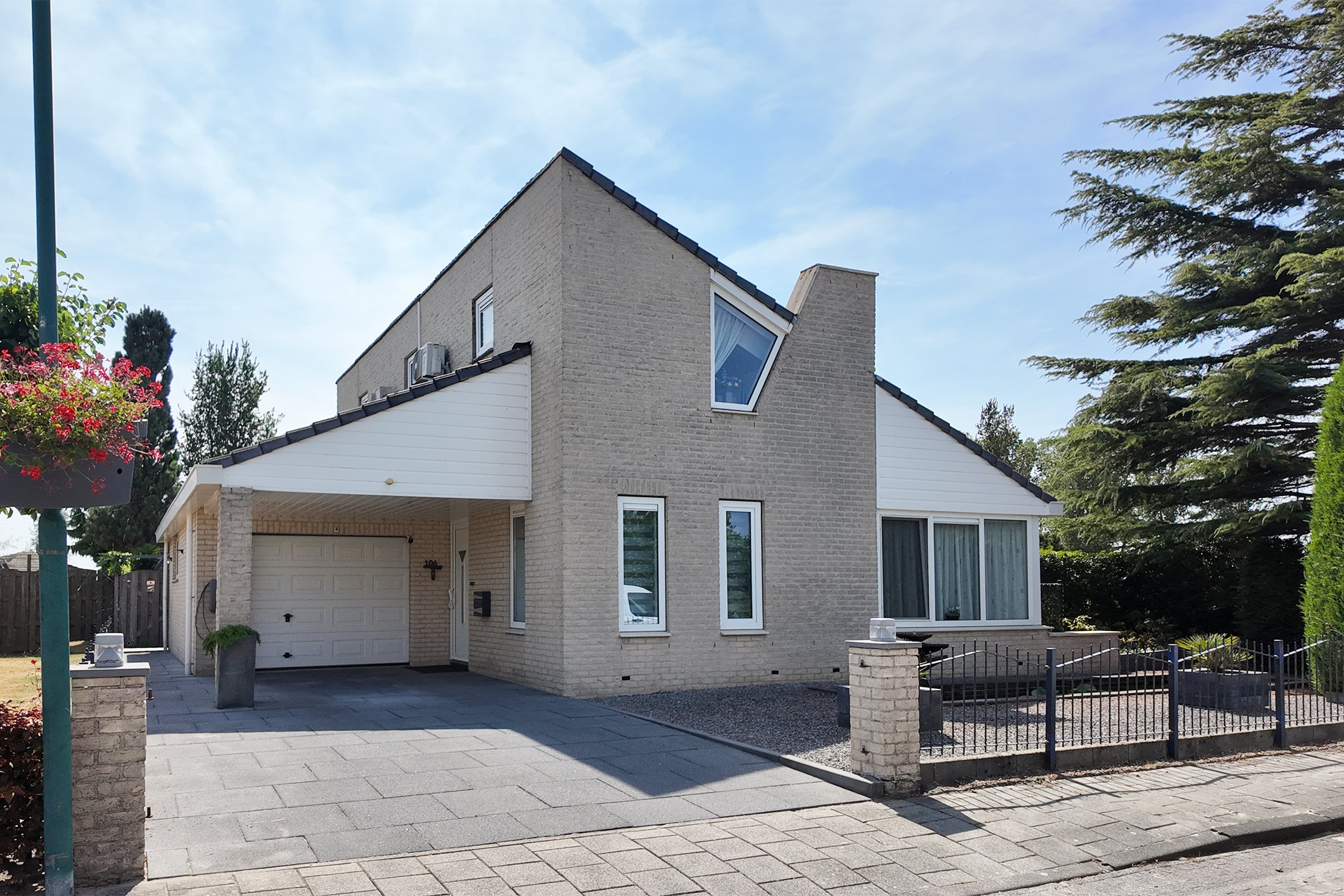 Huis de Polderstraat 106 in Heijningen