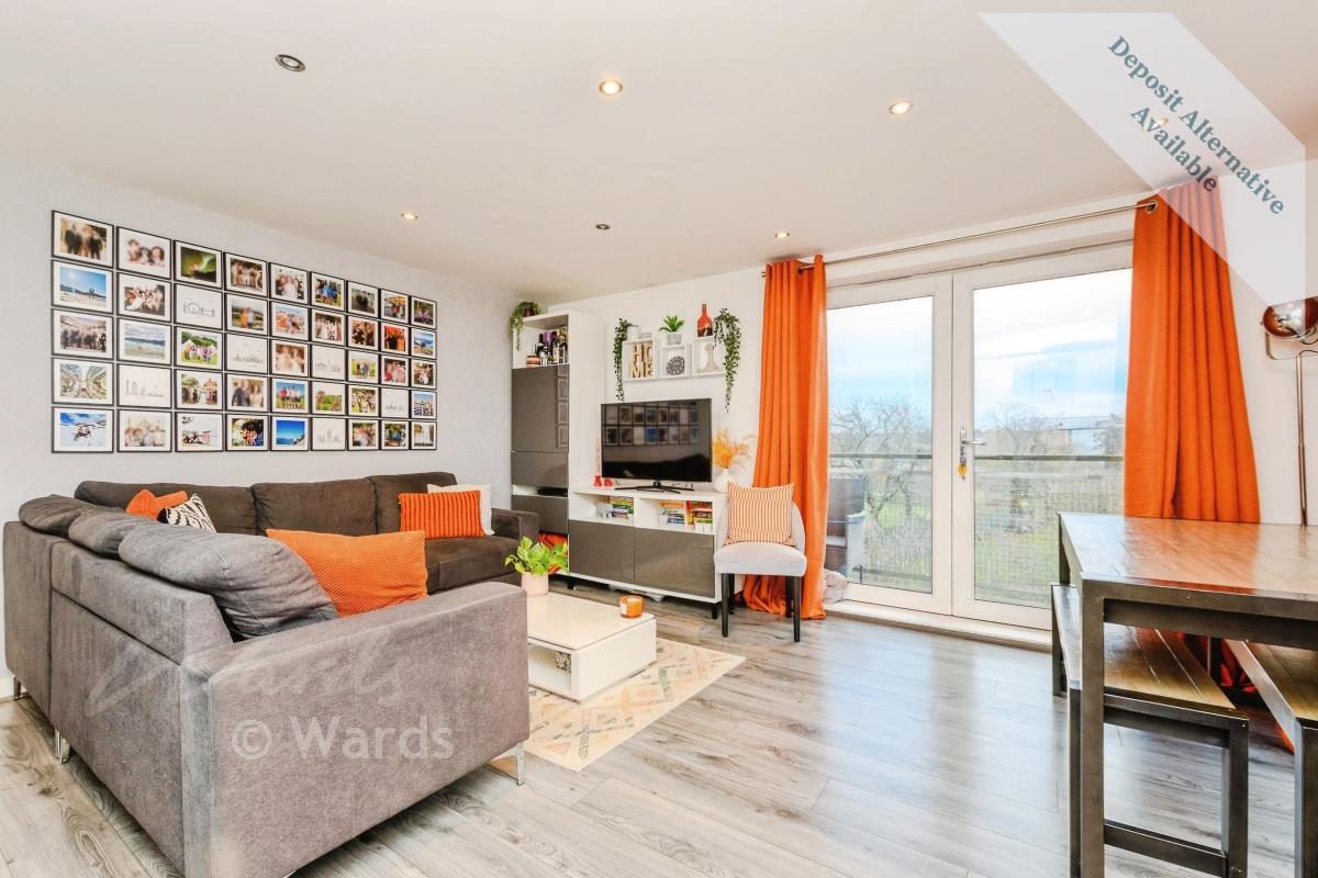Flat Cameron Drive in Dartford
