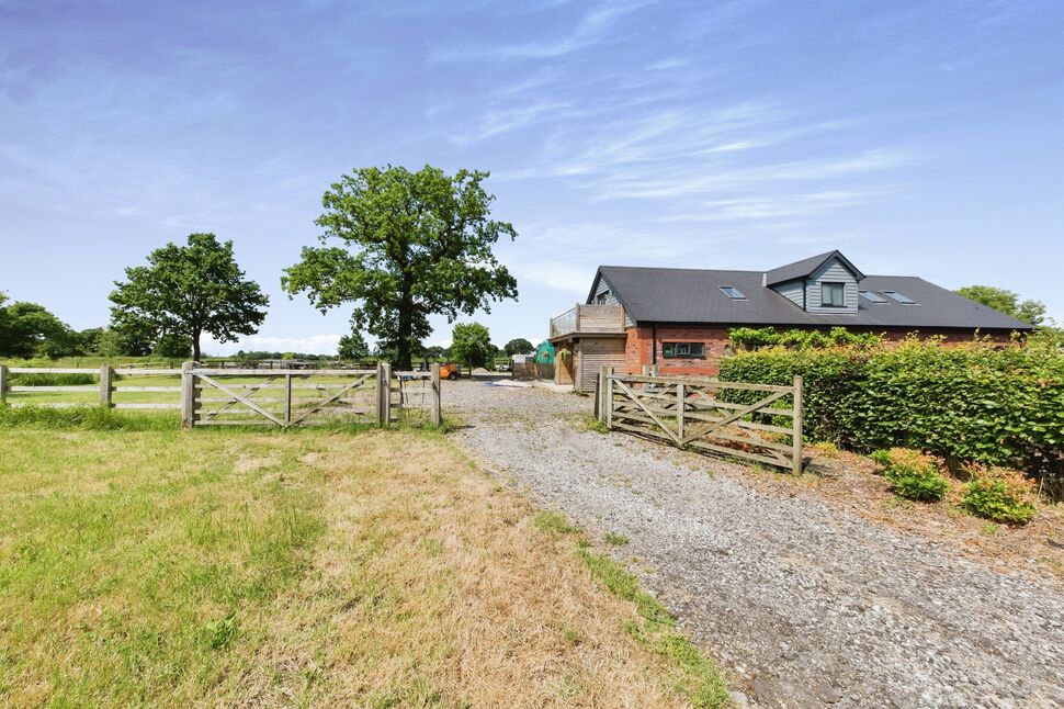 House Chapel Lane in Wimboldsley