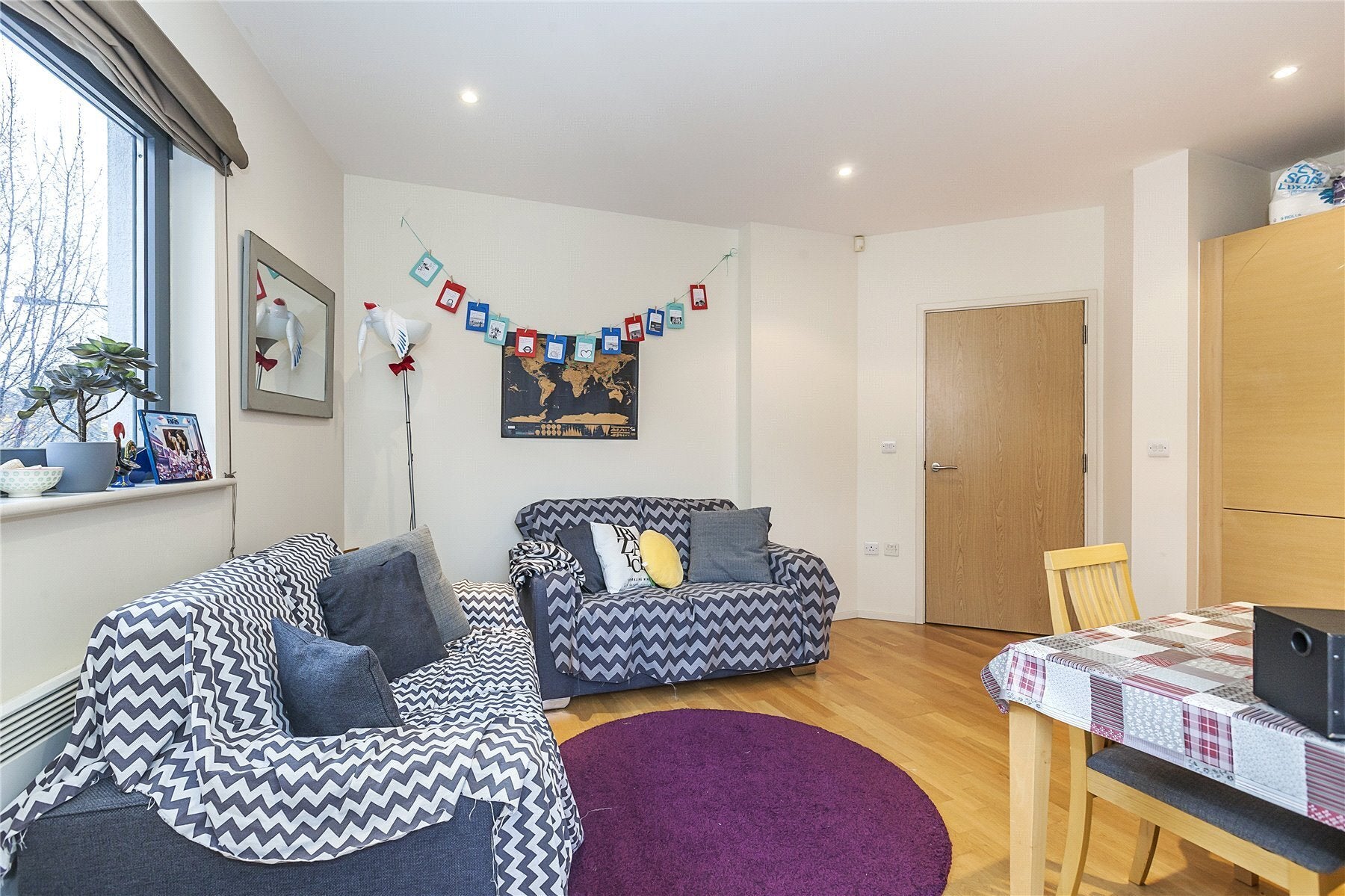 Flat Pique Mews in Greater London