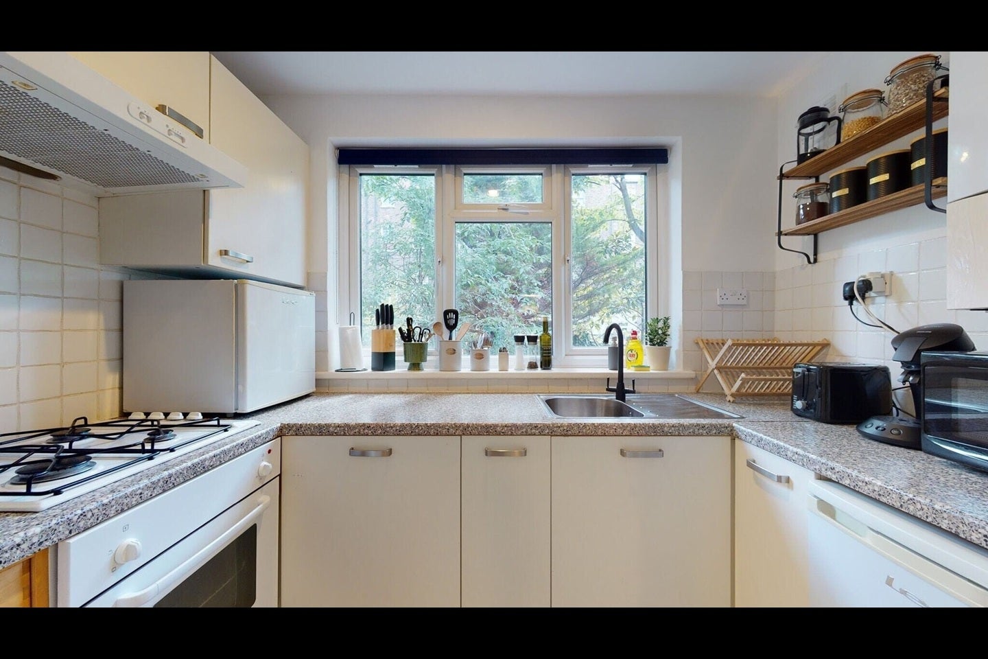 Flat Shirland Road in City of Westminster