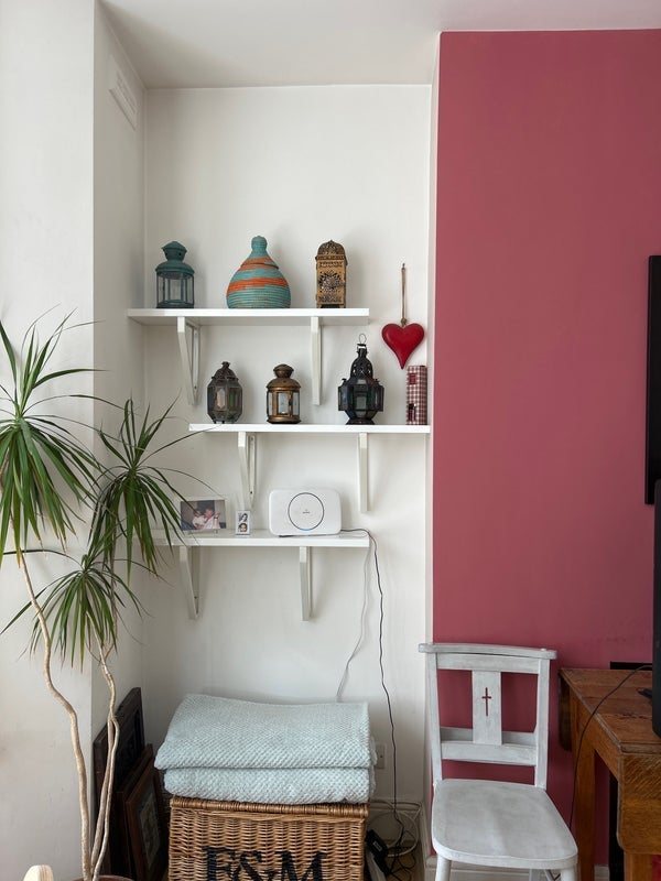 Room Arodene Road in Greater London