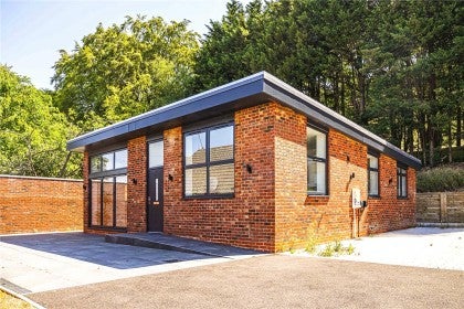 House Dagnall Road in Whipsnade