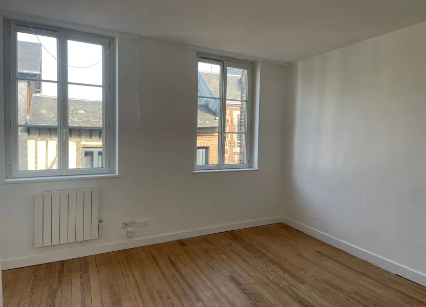 Flat Rue Paul Mare in Cormeilles