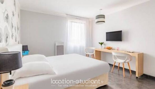 Room Rue Marie Marvingt in Reims