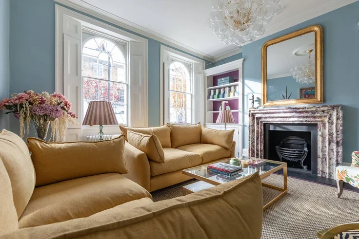 House Grantbridge Street in Greater London
