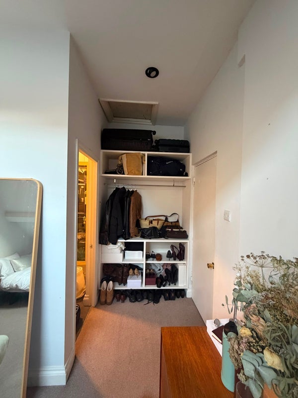 Room Hackney Road in Greater London