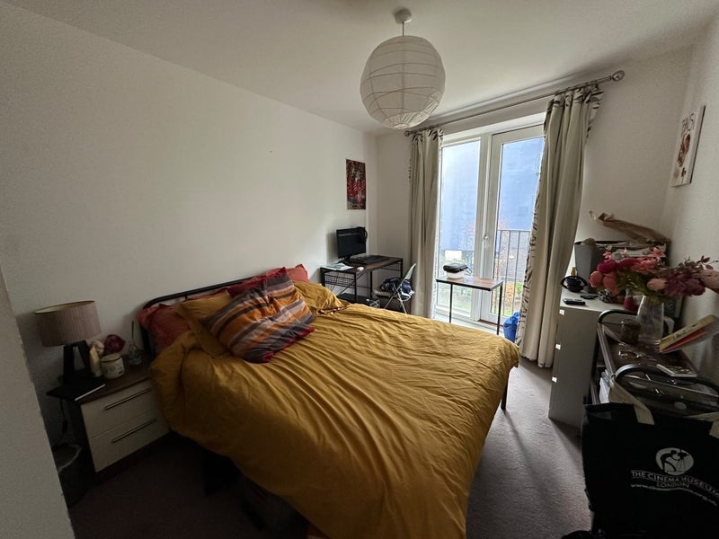 Room Rossett Way in Greater London