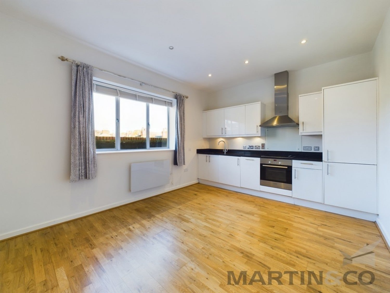 Flat Lattimore Road in St Albans