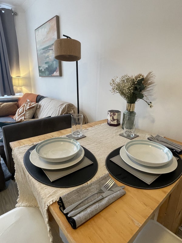 Flat Larkhall Rise in Greater London