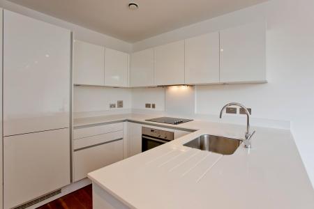 Flat Maygrove Road in Greater London