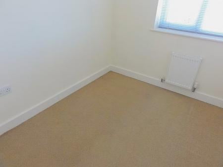 Flat Towcester Road in Far Cotton