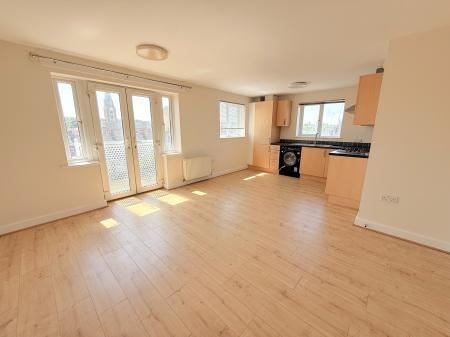 Flat Towcester Road in Far Cotton