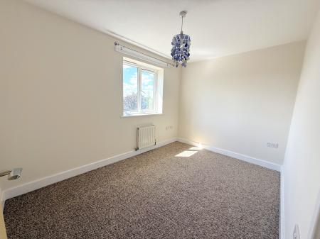 Flat Towcester Road in Far Cotton