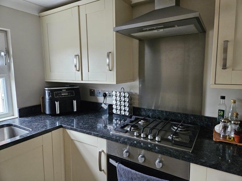 Room Stanstead Road in Greater London