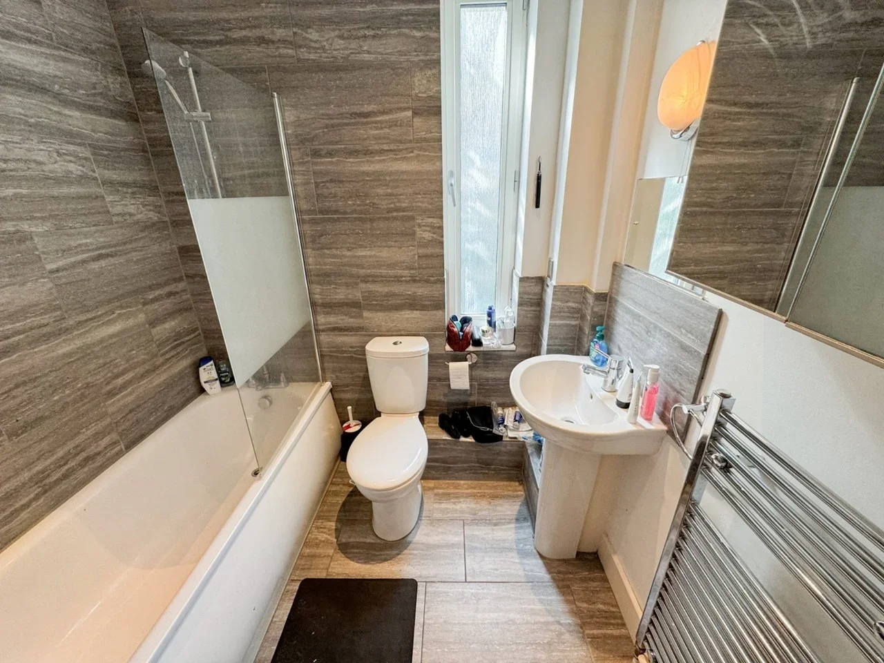 Flat Hoxton Street in Greater London